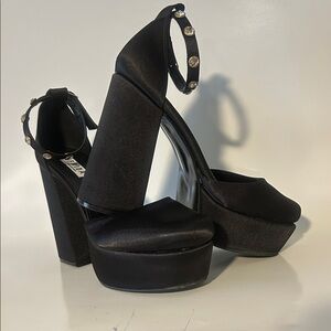 Elegant Black Platform Heels